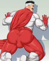 bara big_ass big_butt bubble_butt clothed daddy daddy_kink dilf gay growlygruntz invincible looking_at_viewer looking_back male_only moustache nolan_grayson omni-man showing_ass smiling_at_viewer smirk