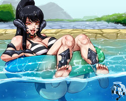 1girls 7th-heaven ass au_ra bangs barefoot big_ass big_breasts bikini black_hair breasts cleavage feet female female_only final_fantasy final_fantasy_xiv horns large_breasts looking_at_viewer ponytail pool sapphira_nyx soles solo swimsuit tail toes xaela yellow_eyes