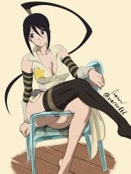 armband artist_name ass asymmetrical_legwear belt black_hair blue_eyes blush breasts chair cleavage female highres legs nakatsukasa_tsubaki pelvic_curtain ponytail shiny_skin sidelocks sitting soul_eater thick_thighs thighs uneven_legwear varon