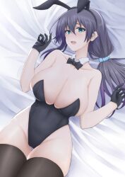 absurdres animal_ear_hairband animal_ears black_bow black_bowtie black_gloves black_hair black_leotard black_thighhighs bow bowtie breasts commentary_request detached_collar fake_animal_ears female gloves green_eyes groin hairband highres large_breasts leotard low_ponytail lying original playboy_bunny ponytail rabbit_ears solo strapless strapless_leotard thigh_gap thighhighs tubamesaapoo w_arms