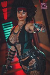 black_hair deadpool_2 domino_(marvel) domino_(zazie_beetz) gun marvel marvel_comics nsfw pristinerenders zazie_beetz