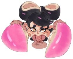 1boy 1girls blowjob callie_(splatoon) clothing dark-skinned_male fellatio hair_grab human humanoid inkling interspecies light-skinned_female majodawn mammal marine mask nintendo penis pov splatoon splatoon_(series) squid squid_sisters tagme tentacle tentacle_hair thick_eyebrows video_games yellow_eyes