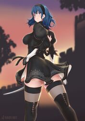1girls alternate_costume back_view bare_thighs blue_eyes breasts byleth_(fire_emblem) byleth_(fire_emblem)_(female) cosplay dress female fire_emblem fire_emblem:_three_houses kaos_art large_breasts looking_back medium_hair nier nier:_automata nintendo solo sword teal_hair thighhighs yorha_2b_(cosplay)