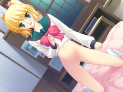 bed blonde_hair blush bottomless bow censored dutch_angle female footwear game_cg green_eyes honey_coming honeycoming_royalsweet kneeling matsushita_makako navel open_mouth pussy pussy_juice rakko rakko_(makarakko) school_uniform serafuku socks solo tagaya_marino wet_pussy