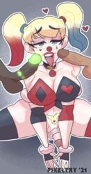 2021 2boys artist_name balls batman_(series) big_breasts blonde_hair breasts choker cleavage clown clown_girl dark_skin dc dc_comics dickgirl faceless_male futa_focus futa_is_smaller futanari half-closed_eyes harley_quinn human male_on_futa melat0nin no_panties pale_skin penis pixeltry pubic_hair spread_legs thick_thighs thighhighs threesome tongue tongue_out veiny_penis wide_hips