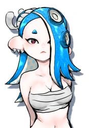 2024 armpit_crease arms_behind_back bare_shoulders blue_eyebrows blue_hair breasts cephalopod_eyes chest_sarashi closed_mouth digital_media_(artwork) earrings eyelashes female hachimaki hair_over_one_eye headband hi_res jewelry koharuno2 large_breasts light-skinned_female light_skin long_hair looking_at_viewer medium_hair multiple_earrings navel nejiri_hachimaki nintendo octoling pseudo_hair red_eyes red_pupils sarashi shiver_(splatoon) shiver_hohojiro simple_background solo splatoon splatoon_(series) splatoon_3 tentacle tentacle_hair thick_eyebrows tooth_earrings upper_body white_background