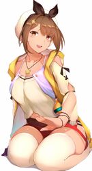 atelier_(series) atelier_ryza bow bracelet breasts brown_hair hair_ornament hairbow hairclip highres jewelry lap_pillow_invitation light_smile looking_at_viewer navel necklace red_shorts reisalin_stout saisarisu short_hair short_shorts shorts simple_background skindentation smile star_(symbol) star_necklace thick_thighs thighhighs thighs white_background white_legwear