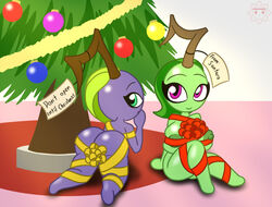 anthro anthrofied breasts christmas christmas_tree duo duo_focus female female_focus female_only flora_fauna gift_wrapped gift_wrapping grapes green_body living_gift looking_at_viewer mara_(screwroot) mica_(screwroot) naked navel nipples nude nude_female nudity oc on_knees original_character original_characters plant plant_humanoid plantie purple_body screwroot simple_background tag wrapped wrapping wrappings