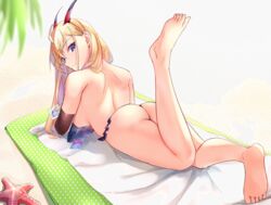 ass azur_lane bangs barefoot beach_mat bikini blonde_hair blush breasts elbow_gloves female foot_up frilled_bikini frills from_behind gloves highres holding horns kumano_(azur_lane) kumano_(fancy_waves)_(azur_lane) large_breasts long_hair looking_at_viewer noraneri oni_horns purple_eyes single_elbow_glove solo swimsuit teenage_girl teenager thighs topless untied untied_bikini