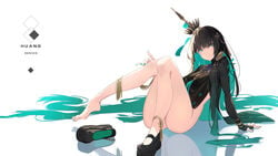 ass bare_back bare_legs barefoot black_hair foot_fetish gray_eyes green_hair hair_ornament one_bare_foot punishing:_gray_raven qu_(punishing:_gray_raven) shoes shoes_removed toes volt0526