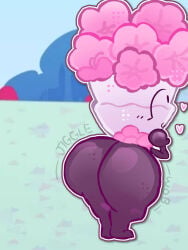 animatic_battle ass ass_focus ass_jiggle background big_ass bouquet_(animatic_battle) butt butt_focus image jiggle jiggling_ass object_show object_shows unaware viewer_perspective