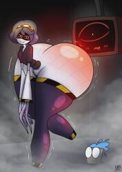 1girls ass ass_focus big_ass big_butt blushing claws computer_screen grey_hair looking_at_ass murder_drones oc shiny_ass smiling unknown80000 v_(murder_drones) water water_bucket