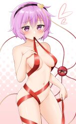 black_hairband blush breasts closed_mouth collarbone cowboy_shot eyeball eyebrows_visible_through_hair female gradient gradient_background groin hair_between_eyes hair_ornament hairband heart heart_hair_ornament highres medium_breasts mouth_hold naked_ribbon navel pink_eyes pink_hair red_ribbon ribbon satori_komeiji short_hair solo suwa_yasai third_eye touhou