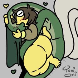 5_toes anal anal_penetration barefoot blush blush_lines bottomless brown_hair butt clothed clothing crumb_(toni_oni) duo eyes_closed feet gastropod green_body green_hair grey_background hair hat hat_only headgear headgear_only headwear headwear_only heart_symbol hug hugging_another hugging_from_behind humanoid kiss_on_lips kissing kissing_while_penetrated kissing_while_penetrating long_hair long_neck male male/male mollusk mostly_nude penetration sex shell shirt shirt_only short_hair signature simple_background size_difference sludge_(toni_oni) snail tail thick_thighs toes toni_oni topwear topwear_only yellow_body