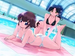 black_hair brown_hair dark_brown_hair looking_at_viewer smile short_hair bikini pool cleavage small_breasts ponytail blue_eyes yellow_eyes brown_eyes white_bikini black_bikini feet_up feet detailed_background barefoot the_pose on_stomach dutch_angle long_hair kuroganehompo tetsudou_musume 2girls female_only female watarase_kinu kurihashi_minami