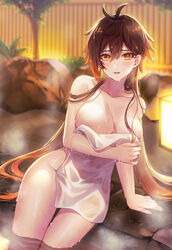 1girls areola_slip areolae bangs blurry blurry_background blush breasts brown_hair commentary_request covering covering_breasts eyebrows_visible_through_hair eyeliner female female_only genderswap_(mtf) genshin_impact gradient_hair hair_between_eyes highres large_breasts long_hair looking_at_viewer makeup multicolored_hair naked_towel nude onsen open_mouth orange_hair ritsu_(re710pngn) rule_63 smile solo steam towel water wet wet_hair yellow_eyes zhongli_(genshin_impact) zhongli_jiejie