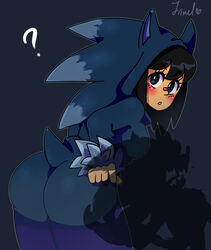 ? back_view bandage_on_nose big_ass black_hair blush cosplay dark_blue_fur female fiinel looking_back male sega shadow shadowy_figure sonic_(series) sonic_the_werehog sonic_unleashed tan_skin watermark werehog white_fur