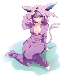 akira_(natsumemo) barefoot breasts cosplay espeon_(cosplay) fully_clothed game_freak gym_leader hizuki_akira hoodie nintendo one_eye_closed onesie pokemon pokemon_(cosplay) purple_hair red_eyes sabrina_(pokemon) solo solo_female white_background