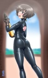 akiyama_yukari aozame_takao ass bodysuit female girls_und_panzer gloves latex latex_bodysuit latex_gloves sweat tagme tank_shell