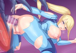 blonde_hair censored doggy_style exposed_ass exposed_breasts from_behind_position kaiduka_akuta metroid open_mouth penile_spines ponytail ponytail_hold pulling_arm pulling_hair ripped_bodysuit samus_aran sex_from_behind spiked_penis zero_suit_samus