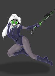 bright bright_colors bright_eyes commission dominant dominant_female glowing glowing_eyes glowing_markings glowing_sword green_collar green_eyes grey_background grey_body grey_skin jo-el_(retzhuko) katana oc original_character posing purringnsfw retzhuko_(artist) ripped_clothing smiling sword white_hair