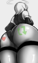 ass butt_focus female female_focus female_only mralee original original_character tagme thick_thighs thighs yulina_(mralee)