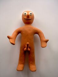 aardman_animations justin_(ivstinivs) male male_only morph morph_(aardman_animations) orange_body penis plasticine sculpture_(artwork) smile