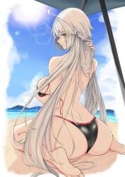 absurdres ahoge ass back bangs beach bikini black_bikini black_gloves blue_sky breast_hold breasts fate/grand_order fate_(series) female gloves grey_hair highres jeanne_alter jeanne_d'arc_alter_(fate) jeanne_d'arc_alter_(swimsuit_berserker)_(fate) large_breasts long_hair looking_at_viewer looking_back shore sitting sky smile solo swimsuit vank0art very_long_hair wariza yellow_eyes