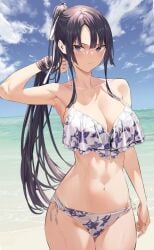 beach bikini hiiragi_yuuichi looking_at_viewer seaside