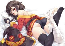 ass black_panties brown_hair facing_viewer kono_subarashii_sekai_ni_shukufuku_wo! lying lying_on_bed lying_on_stomach megumin nagayori panties red_eyes