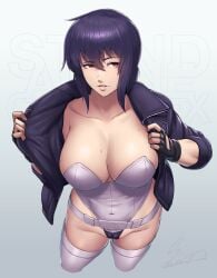 1girls big_breasts cleavage fingerless_gloves ghost_in_the_shell gradient_background jacket kusanagi_motoko sawasa short_hair solo standing sweat