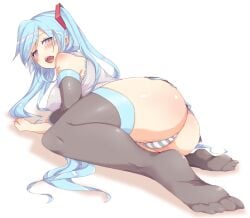 1girls ass ass_focus big_ass big_butt blue_eyes blue_hair butt butt_focus feet female hatsune_miku kusoyuridanchi panties striped_clothing striped_panties stripes tagme vocaloid