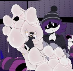 bcm13 big_feet big_foot foot_fetish foot_focus foot_play glitch_productions large_feet murder_drones n_(murder_drones) size_difference size_play socks socks_removed sweat sweatdrop sweating sweaty sweaty_feet tagme uzi_(murder_drones) uzi_doorman