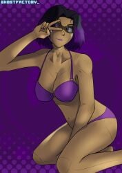 brown_skin ghostfactory galea_(oc) original_character original android_girl android short short_hair black_hair purple_highlights purple_eyes bikini swimsuit swimwear large_breasts female female_only solo peace_sign purple_bikini purple_lipstick sunglasses