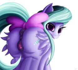 2018 accessory anatomically_correct anatomically_correct_anus anatomically_correct_genitalia anatomically_correct_pussy anus ass blue_hair bodily_fluids bow_accessory bow_ribbon cutie_mark digital_media_(artwork) equid equine eyelashes feathered_wings feathers female feral flitter_(mlp) friendship_is_magic furgonomics genital_fluids genitals hair hasbro heart_clitoris hi_res horse looking_at_viewer looking_back looking_back_at_viewer mammal my_little_pony pegasus pink_bow pony puffy_anus purple_body purple_eyes purple_feathers pussy pussy_juice rear_view ribbons simple_background solo tail_accessory tail_bow tail_ribbon tyzain white_background wings