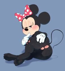 minnie mouse from disney by somescrub