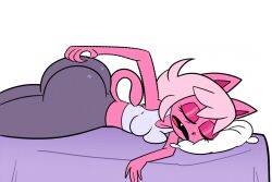 animated animated ass_jiggle bed big_ass butt_focus butt_jiggle butt_scratch commander_ceebeez_(majuv) female_only furry majuv pink_fur pink_hair scratches sleeping solo_female stooge5 sweatpants tank_top