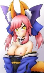 blush breasts clothing eyelashes fate_(series) female hair looking_at_viewer pink_hair rilex_lenov tamamo_no_mae_(fate) yellow_eyes