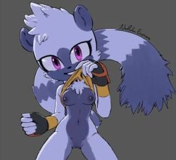 1girls 2d female furry idw_comics idw_publishing lifting_shirt mobian_(species) purple_eyes ringtailed_lemur sega smile solo sonic_(series) sonic_the_hedgehog_(comics) sonic_the_hedgehog_(idw) sonic_the_hedgehog_(series) tangle_the_lemur