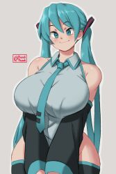 hatsune miku from vocaloid by mai munah
