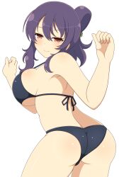 1girls accurate_art_style ass back_view bikini black_bikini female ichiryuu_tsumiki large_breasts light-skinned_female light_skin long_hair looking_at_viewer ponytail purple_hair red_eyes rin_(senran_kagura) senran_kagura sideboob simple_background smile solo suzune_(senran_kagura) turning_around white_background