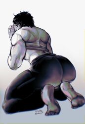 akaiwa ass ass_focus back_muscles barefoot big_ass crouching full_body gaoh_ryuki glasses kengan_(series) kengan_omega kneeling looking_at_viewer looking_back male male_only muscular muscular_male rear_view restricted_palette shirt_up soles solo tight_pants