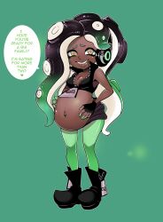 1girls cleavage dark-skinned_female dwps green_eyes green_hair hand_on_stomach marina_(splatoon) octoling off_the_hook_(splatoon) outie_navel pregnant smile source_request speech_bubble splatoon splatoon_2 tentacle_hair wholesome zipper