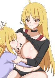 2girls big_breasts blonde_hair blushing bocchi_the_rock! breast_feeding breast_sucking breasts huge_breasts ijichi_nijika ijichi_seika incest japanese_text large_breasts multiple_girls shinonome_kon_(sino_kon) shiny_skin sino_kon sisters smile text white_background yellow_eyes yuri