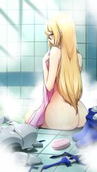 1girls aiz_wallenstein ass bath bathroom big_ass big_butt blonde_hair blush clothes_aside dungeon_ni_deai_wo_motomeru_no_wa_machigatteiru_darou_ka ear elbow elbows female female_only gold_eyes henn_arts hips large_ass long_hair looking_at_viewer looking_back looking_back_at_viewer nude nude_female shoulders sitting_on_floor solo thighs towel_only undressed yellow_eyes