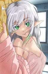 elf_ears elf_female genshin_impact green_eyes nahida_(genshin_impact) sun_burn tanned tanned_skin white_hair