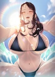 bare_shoulders bikini black_bikini blue_sky blueorca blush breasts brown_hair cleavage collarbone female highres large_breasts lens_flare long_hair looking_at_viewer mole mole_under_mouth navel open_mouth original sidelocks sky smile solo sunlight swept_bangs swimsuit thighs water wet yellow_eyes