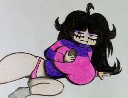 big_breasts black_hair bored krala_ulti long_hair needlemouse_(series) no_pants panties phone purple_clothing red_eyes sarah_henderson_(needlemouse) socks