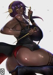 ass ass_focus black_footwear black_gloves bleach boots breasts brown_lips company_connection cosplay crossover_cosplay dagger dark-skinned_female dark_skin dress dual_wielding female fingerless_gloves gloves gold_hairband hairband high_heel_boots high_heels highres holding holding_weapon huge_ass huge_breasts impossible_clothes impossible_dress knife looking_at_viewer looking_back panties pantyshot parted_lips purple_hair red_panties reverse_grip shihouin_yoruichi shiny_skin shounen_jump shueisha solo spy_x_family stiletto_(weapon) thick_thighs thigh_boots thighs tied_hair two-sided_dress two-sided_fabric underwear very_dark_skin weapon xuuikie xuuikie_ashe yellow_eyes yor_briar_(cosplay)