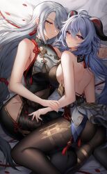 2girls bare_back bare_shoulders blue_eyes blue_hair ganyu_(genshin_impact) genshin_impact gz_(gyoju) horns legs_crossed light-skinned_female light_skin long_hair looking_at_viewer shenhe_(genshin_impact) thighhighs white_hair